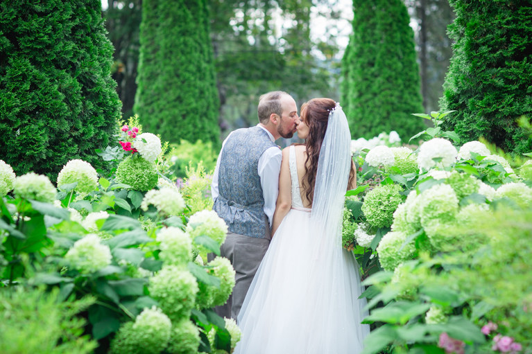 Garden Kiss